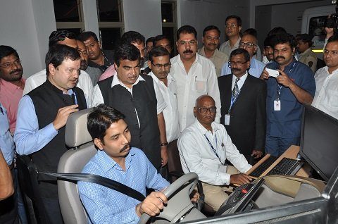 Driving Simulator Shri Abhay Damle, IRS,Director,CIRT ,Shri Nitin Gadkari,Honourable Union Minister of Transport