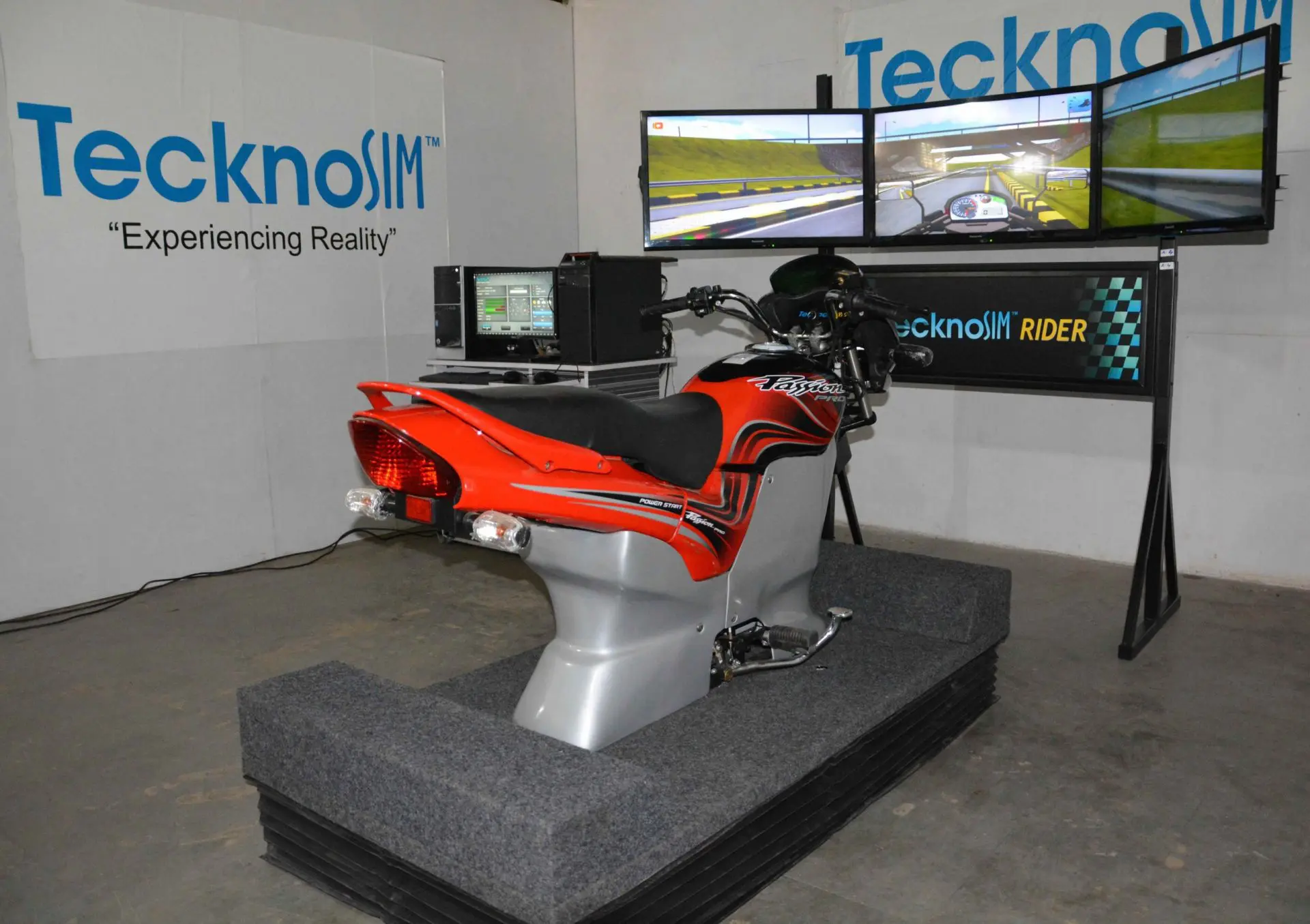 Motorcycle Driving Simulator